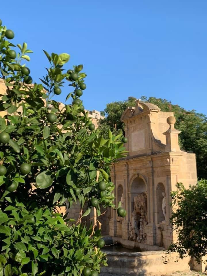 Casa Vacanza Helios Leonforte المظهر الخارجي الصورة