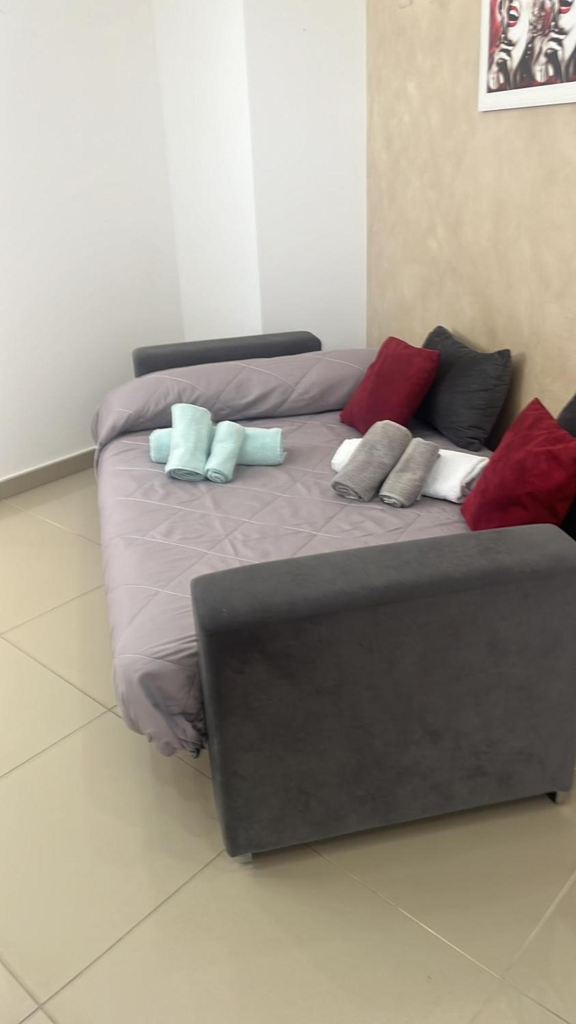 Casa Vacanza Helios Leonforte المظهر الخارجي الصورة